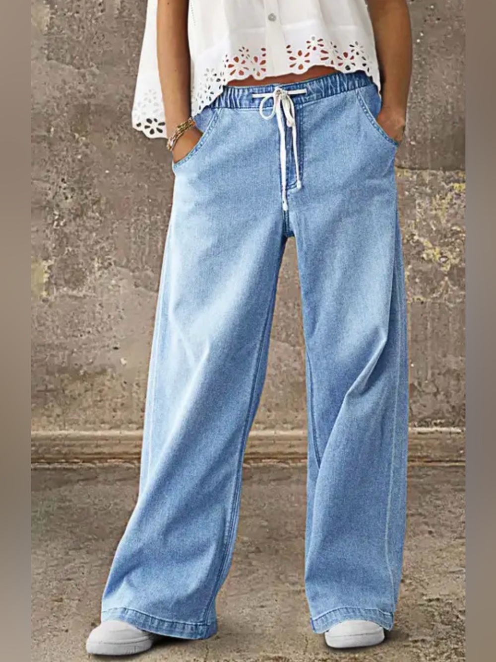 Flamingals Size XL (32”-34”) Wash Drawstring Mid Rise Straight Leg Jeans